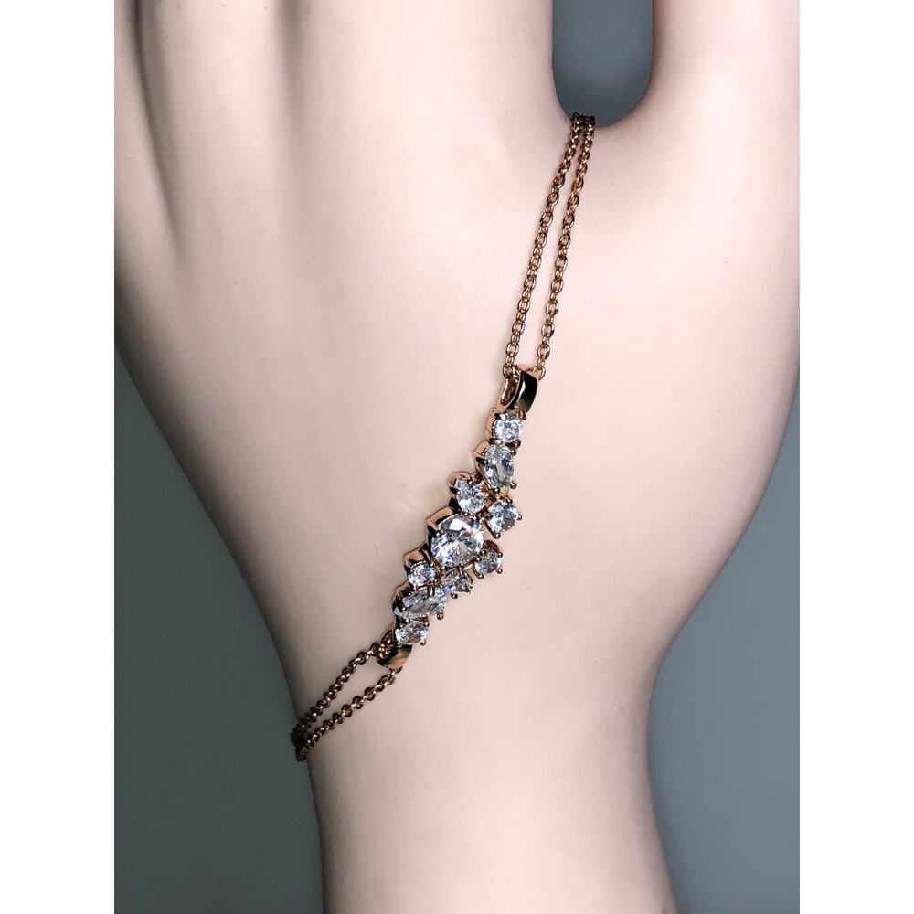 CHLOE + ISABEL anniversary rose gold bracelet-B026